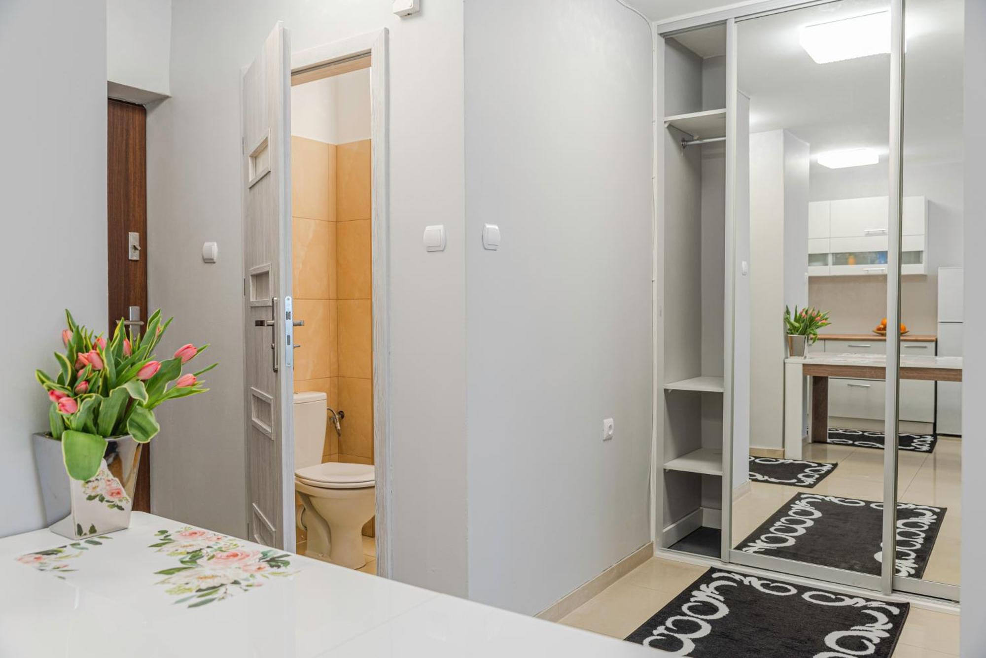 Comfy Flat In The City Center. Great View. Варшава Екстер'єр фото
